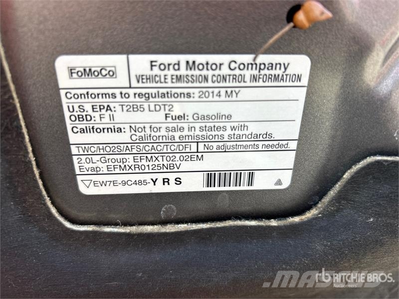 Ford Escape SE 2WD SUV سيارات