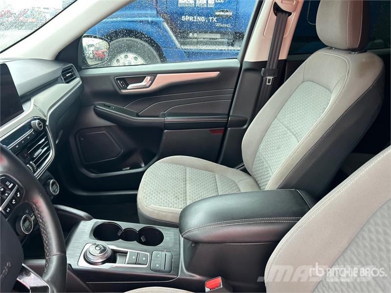 Ford Escape SE AWD SUV Automašīnas