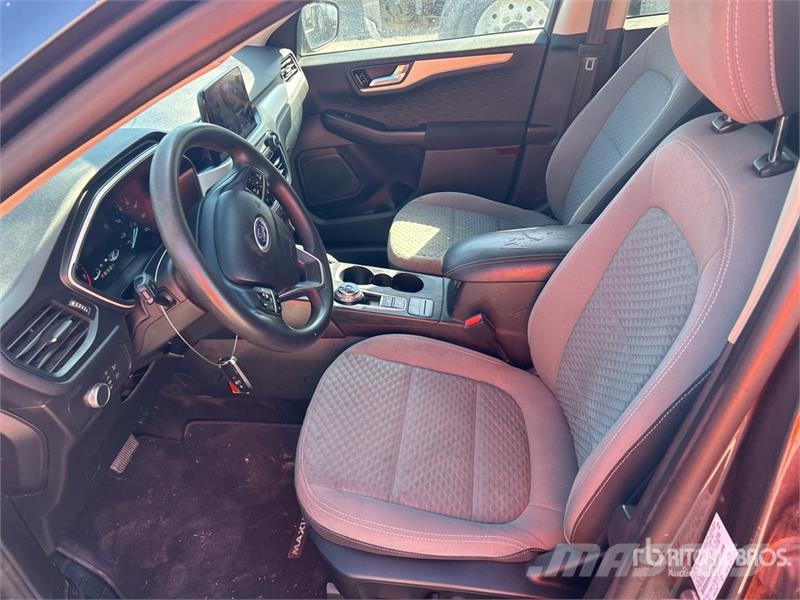 Ford Escape SE AWD SUV Automašīnas