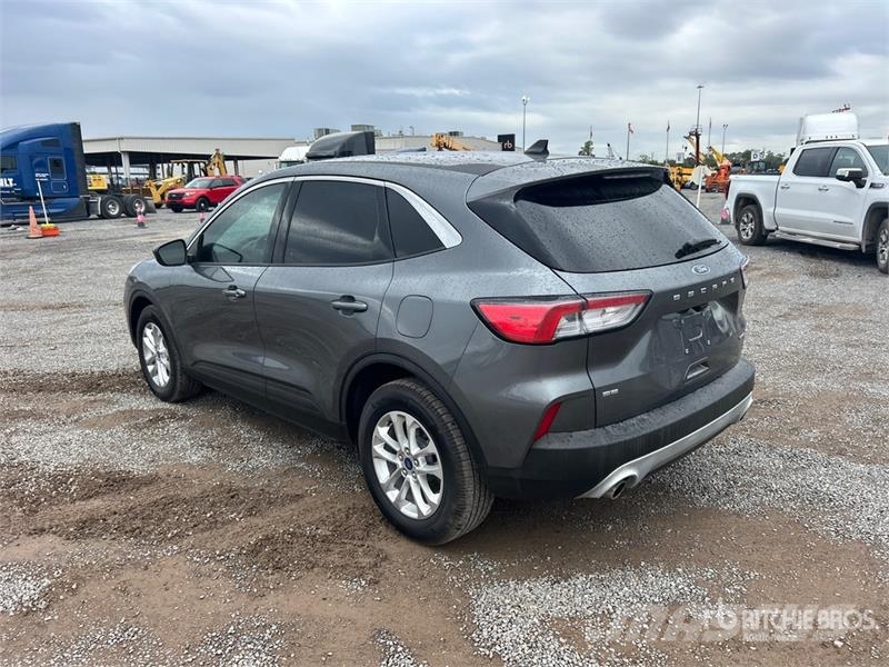 Ford Escape SE AWD SUV Automašīnas