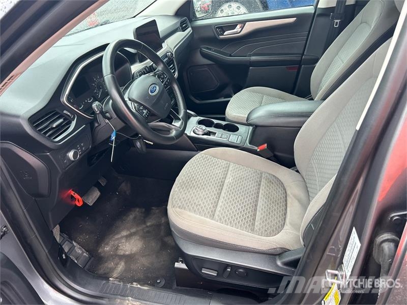 Ford Escape SE AWD SUV Automašīnas