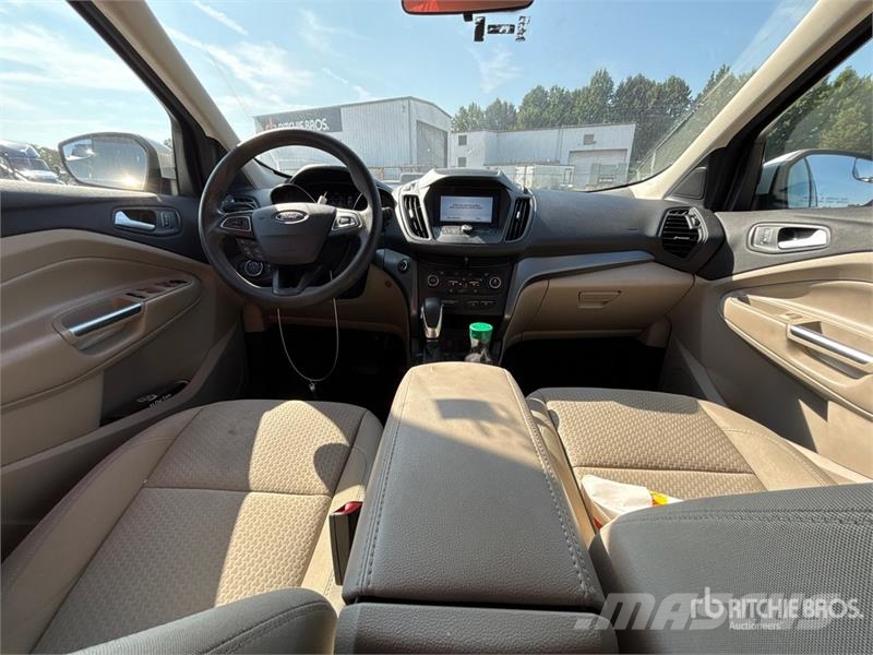 Ford Escape SE EcoBoost 2WD SUV Otomobiller