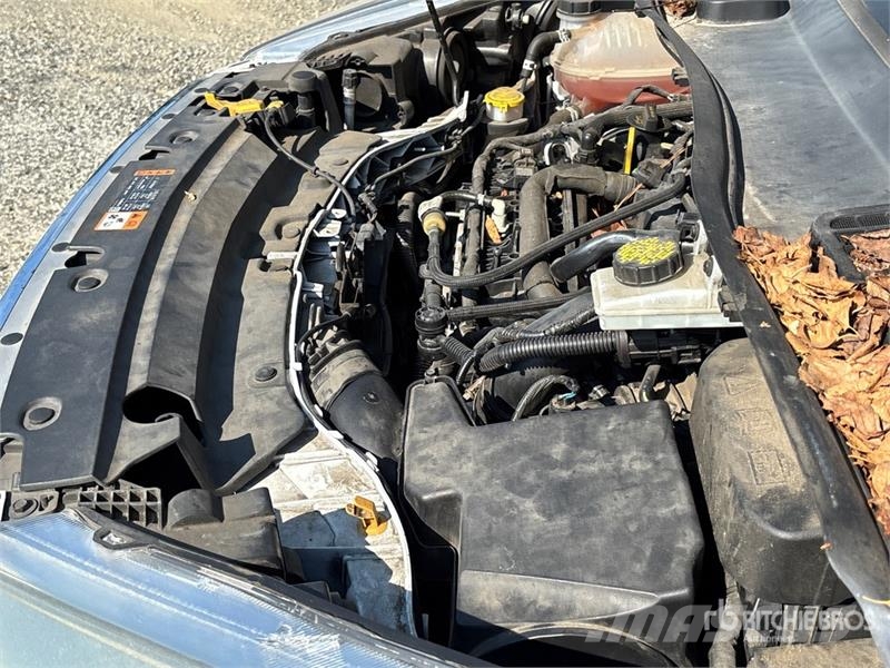 Ford Escape SE EcoBoost 2WD SUV Otomobiller