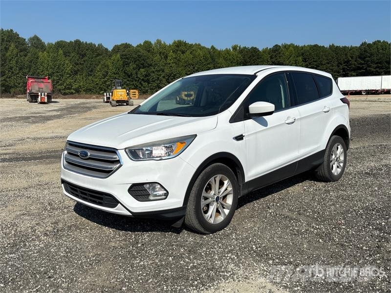 Ford Escape SE EcoBoost 2WD SUV Otomobiller