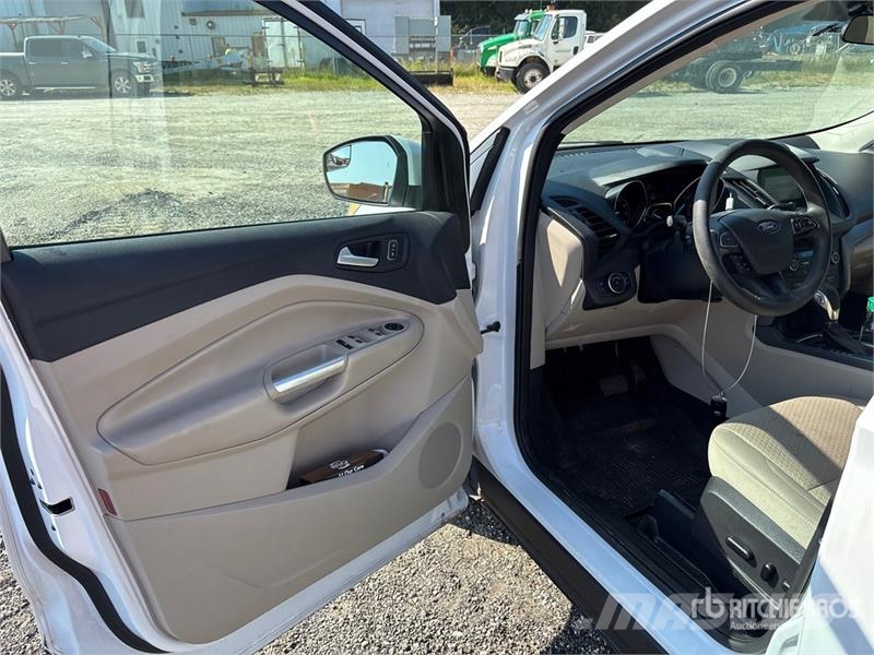 Ford Escape SE EcoBoost 2WD SUV Otomobiller