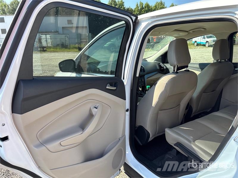 Ford Escape SE EcoBoost 2WD SUV Otomobiller