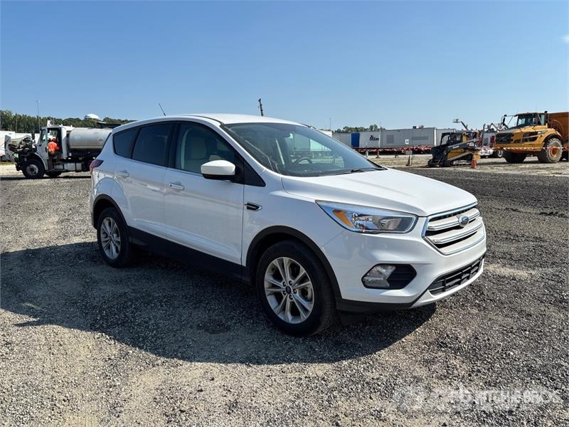 Ford Escape SE EcoBoost 2WD SUV Otomobiller