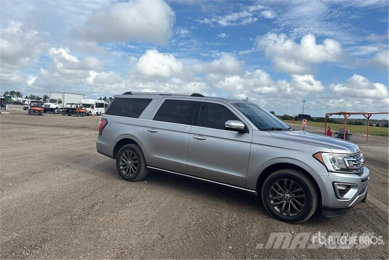 Ford Expedition Limited Max 2WD SUV Kistehergépjárművek
