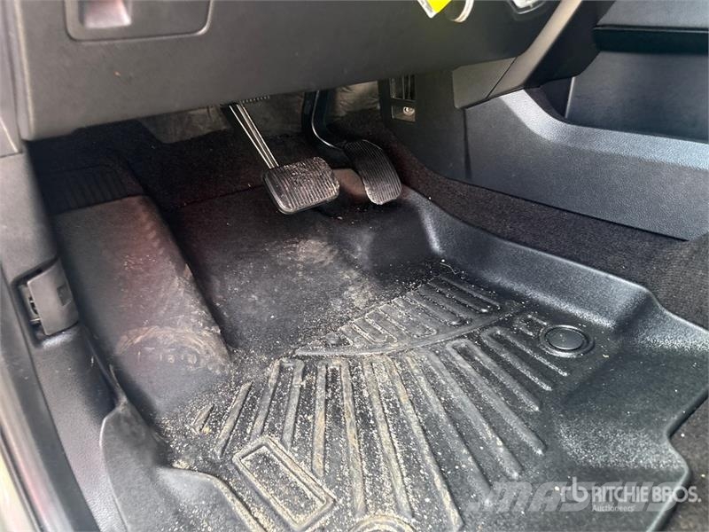 Ford Expedition Limited Max 2WD SUV Kistehergépjárművek