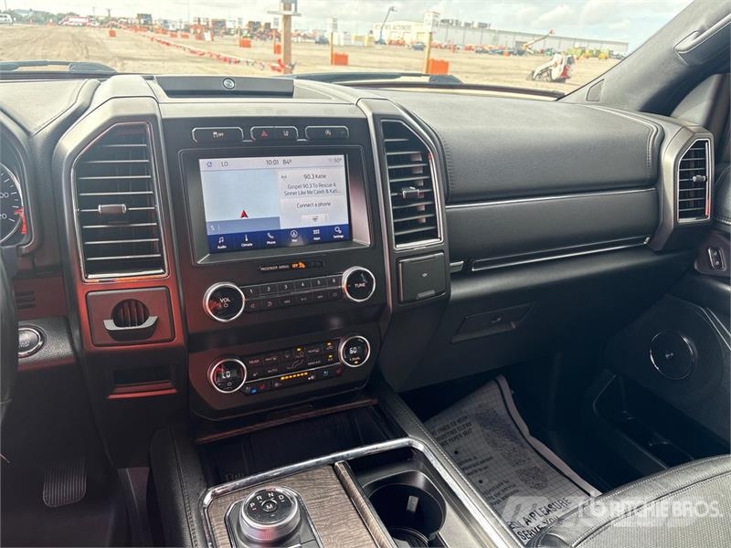 Ford Expedition Limited Max 2WD SUV Kistehergépjárművek