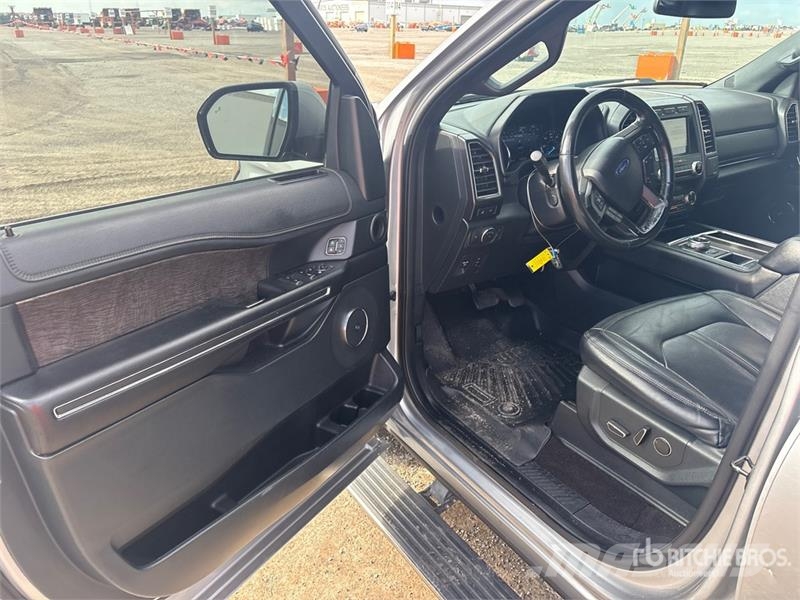 Ford Expedition Limited Max 2WD SUV Kistehergépjárművek