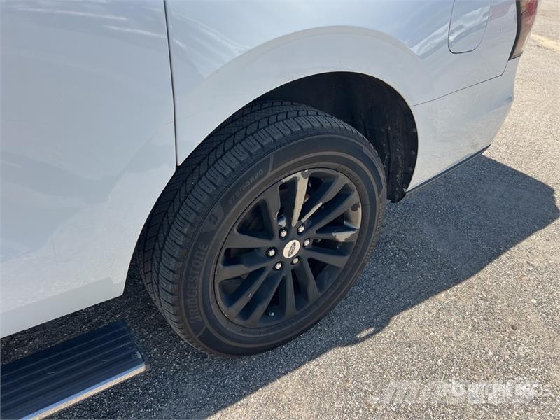 Ford Expedition MAX 2WD SUV Otomobiller