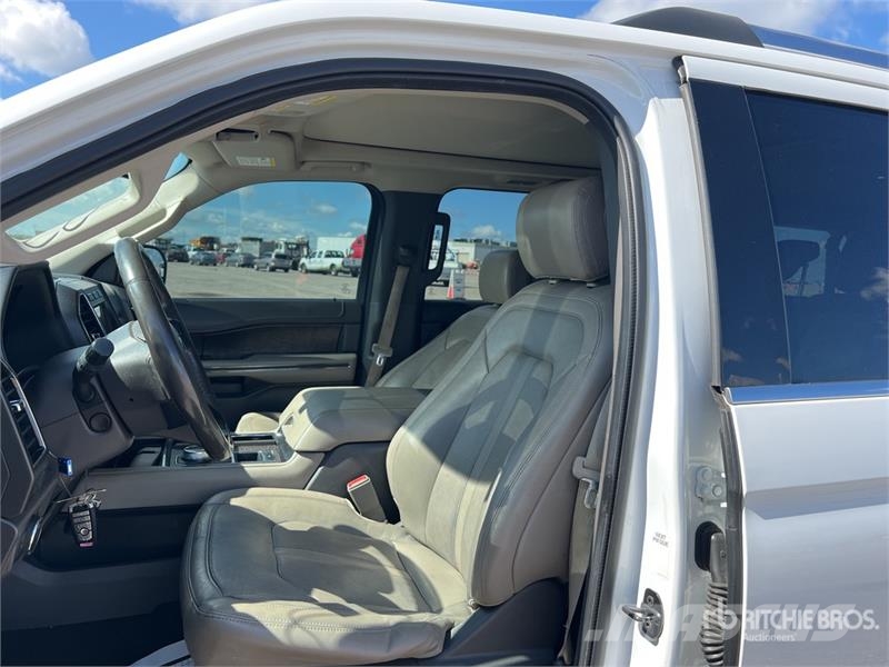 Ford Expedition MAX 2WD SUV Otomobiller