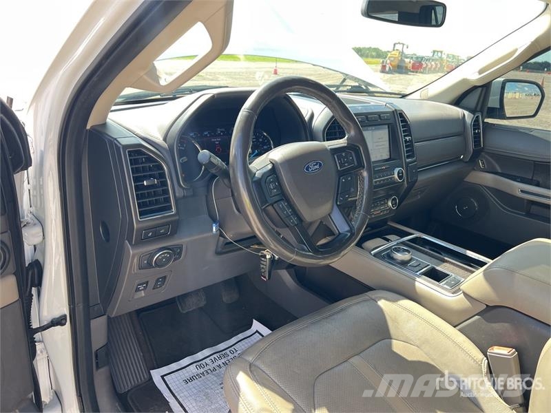 Ford Expedition MAX 2WD SUV Otomobiller