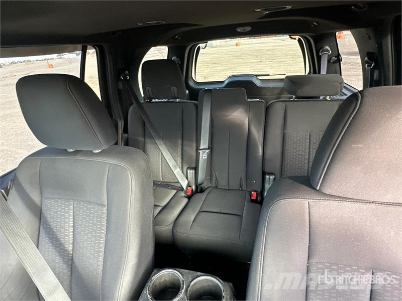 Ford Expedition XLT 4WD SUV Auto's
