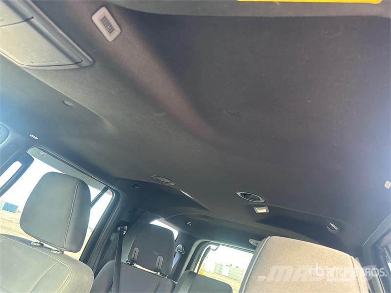 Ford Expedition XLT 4WD SUV Auto's