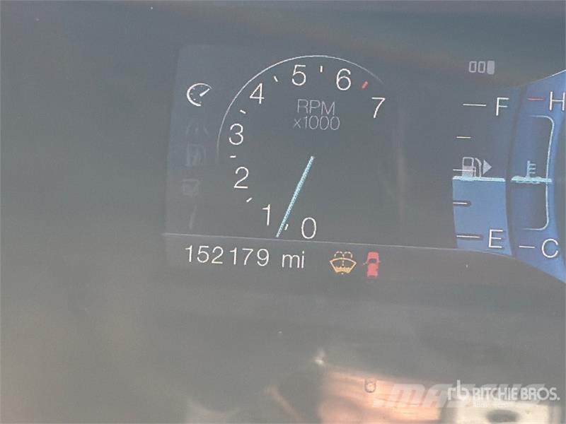 Ford Explorer Auto