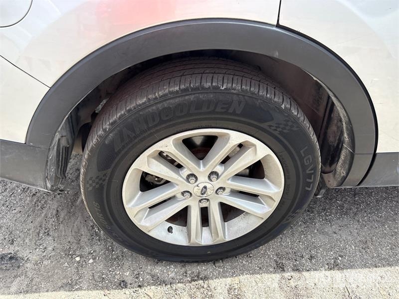 Ford Explorer سيارات