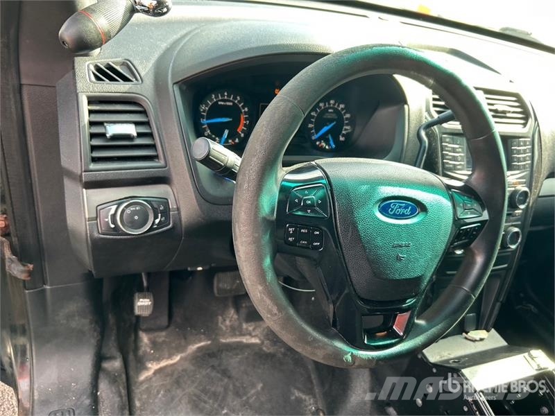 Ford Explorer Personbiler