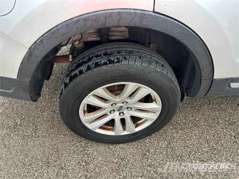 Ford Explorer Kistehergépjárművek