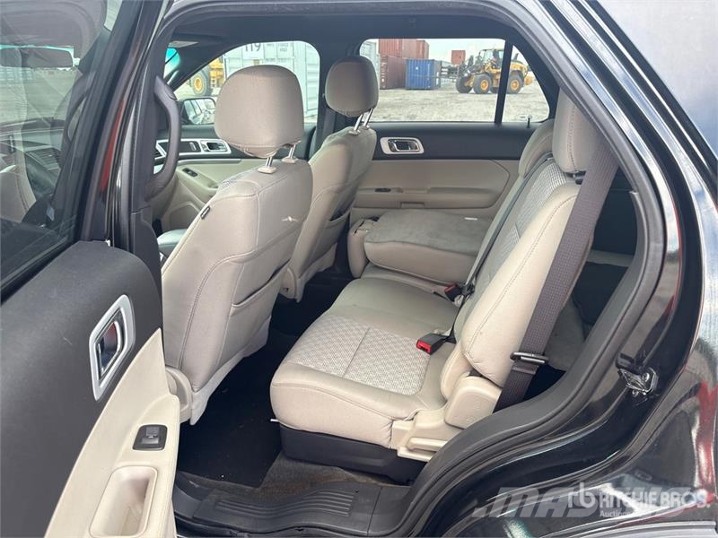 Ford Explorer Cars