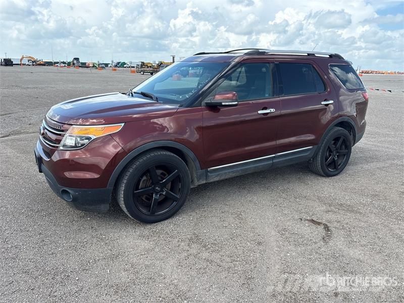 Ford Explorer Personbilar