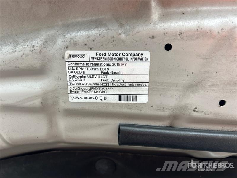 Ford Explorer Kistehergépjárművek