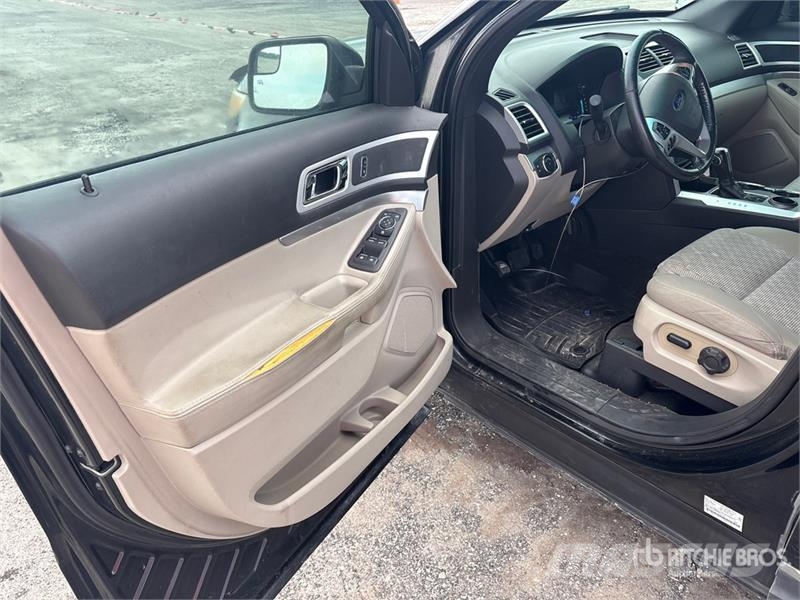 Ford Explorer Cars