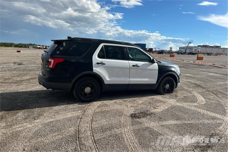 Ford Explorer Personbiler