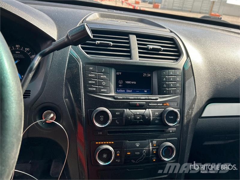 Ford Explorer Personbiler
