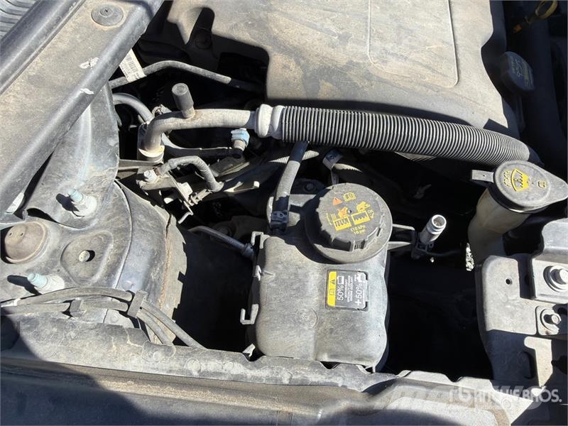 Ford Explorer Auto