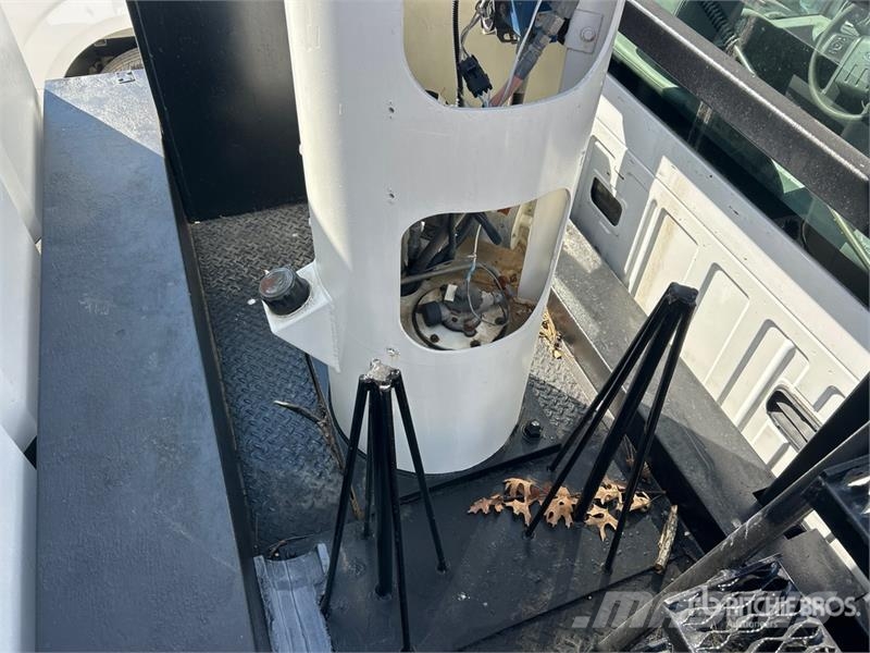 Ford Explorer Truck mounted aerial platforms