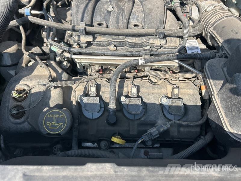 Ford Explorer 汽车