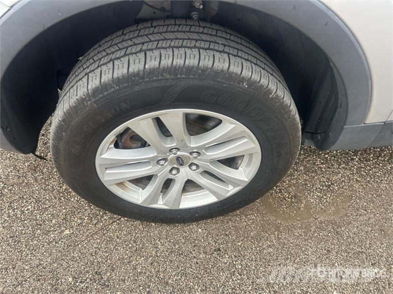 Ford Explorer Kistehergépjárművek