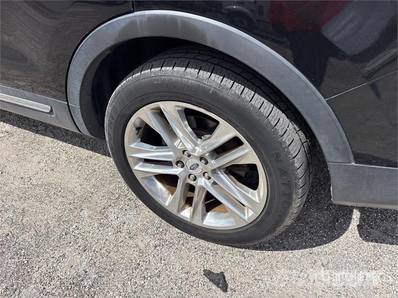 Ford Explorer Cars