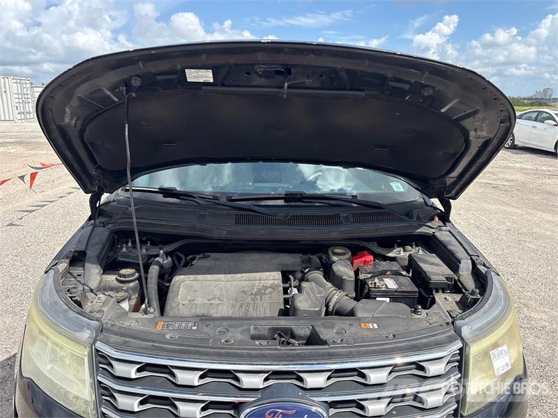 Ford Explorer Cars