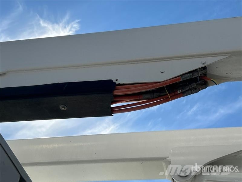 Ford Explorer Truck mounted aerial platforms