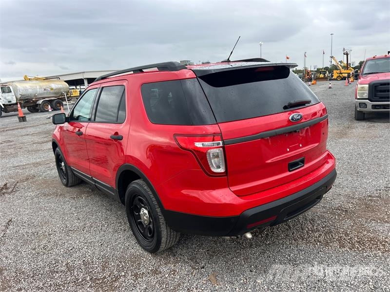 Ford Explorer Kistehergépjárművek