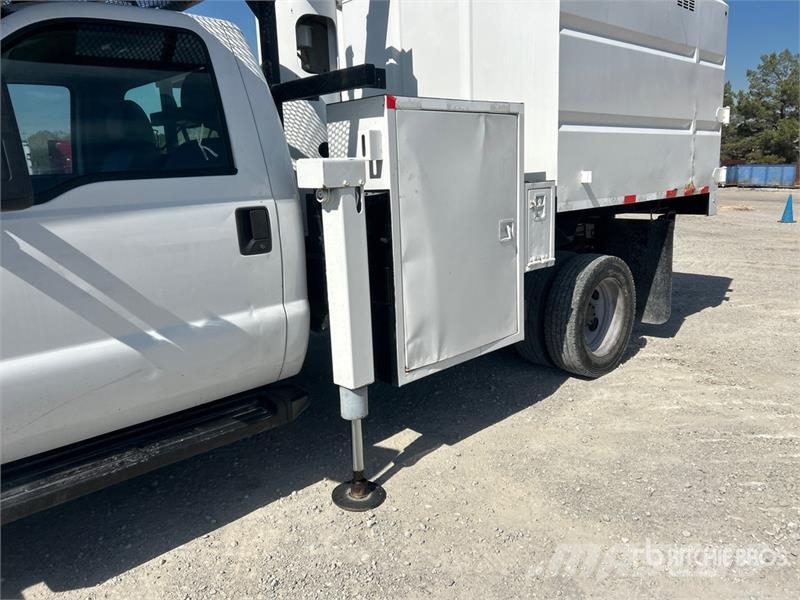 Ford Explorer Truck mounted aerial platforms