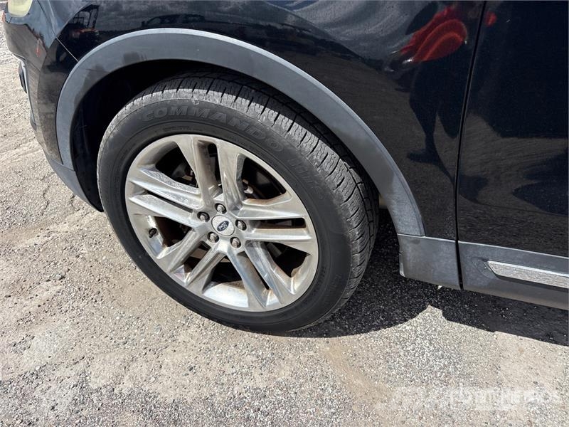 Ford Explorer Cars