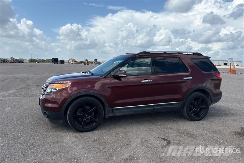 Ford Explorer Personbilar