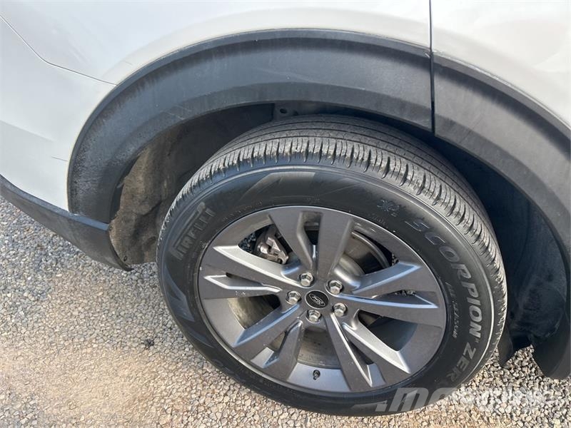 Ford Explorer Avtomobili