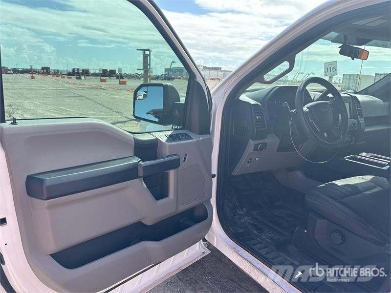 Ford F-150 Прочие фургоны