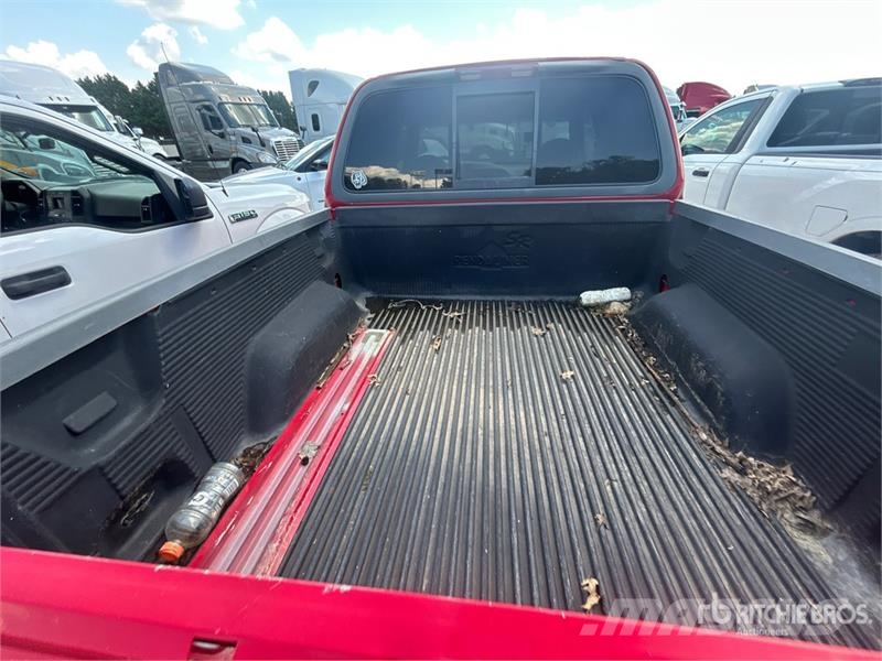 Ford F-150 4x2 Crew Cab Pickup Ostalo