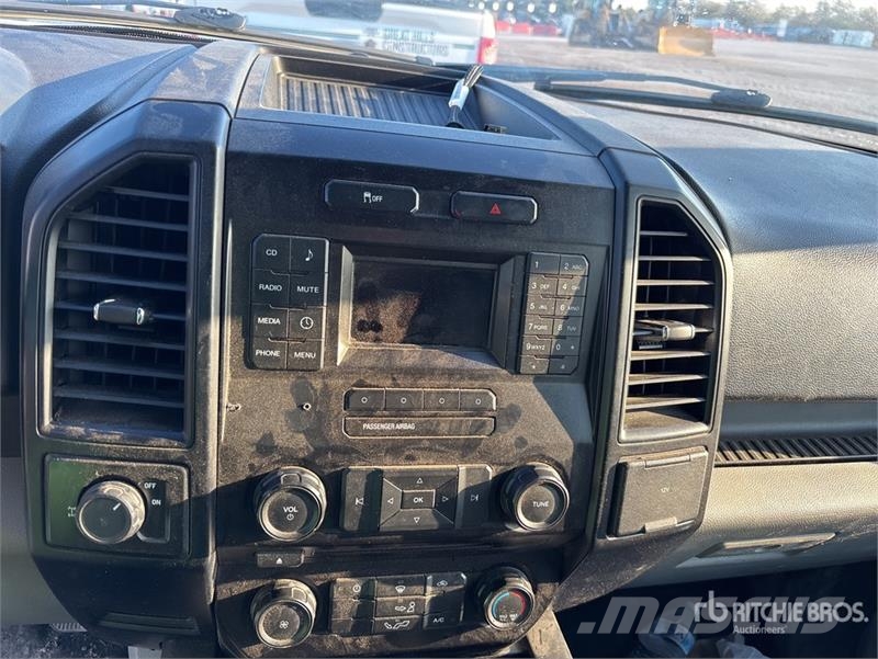Ford F-150 4x2 Extended Cab Pickup Ostalo