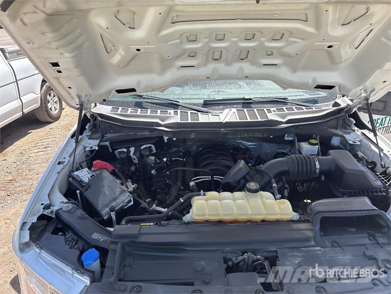 Ford F-150 4x2 Extended Cab Pickup 其他