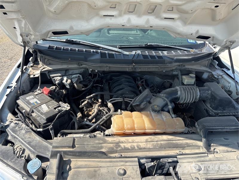 Ford F-150 4x2 Extended Cab Pickup その他