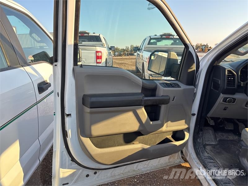 Ford F-150 4x2 Extended Cab Pickup Ostalo