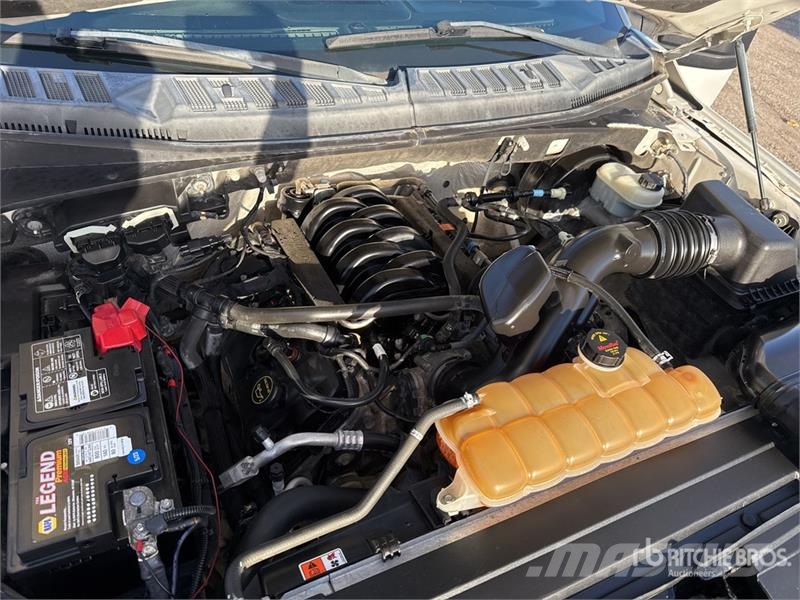 Ford F-150 4x2 Extended Cab Pickup Diger