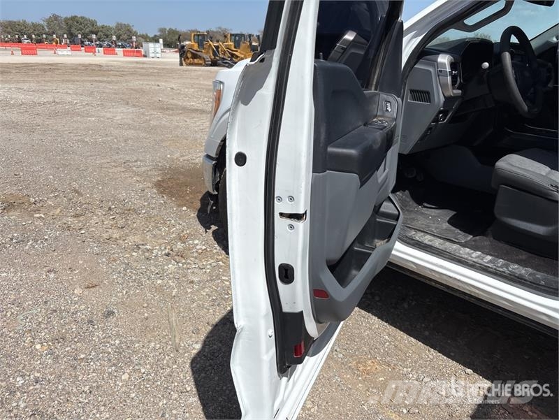 Ford F-150 4x2 Extended Cab Pickup 其他